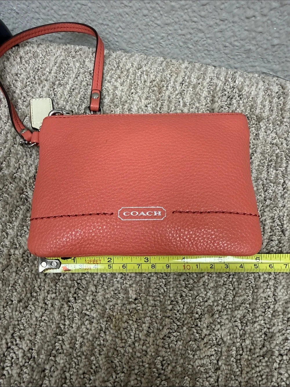 Vintage Y2K COACH Pebbled Leather Wristlet in Coral